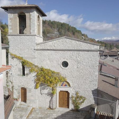 B&B Ad Un Passo Dal Cielo Pietrasecca Buitenkant foto